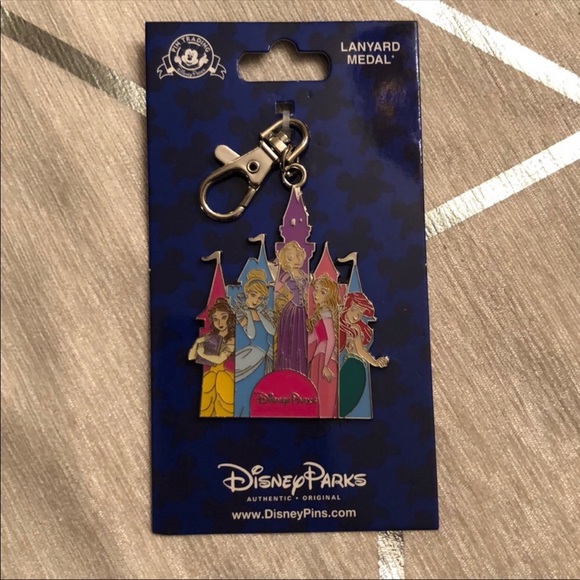 💫 New Disney Princess Lanyard Clip! - Picture 4 of 4